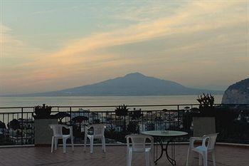 La Culla - Suore Oblate Del Bambin Gesu Hotel Sant'Agnello Buitenkant foto